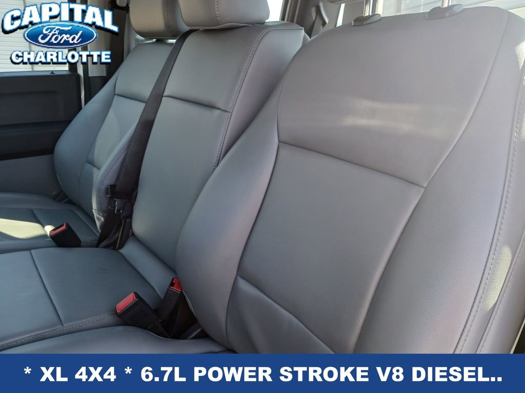 Used 2025 Ford F450 XL w/ XL Chrome Package image 18
