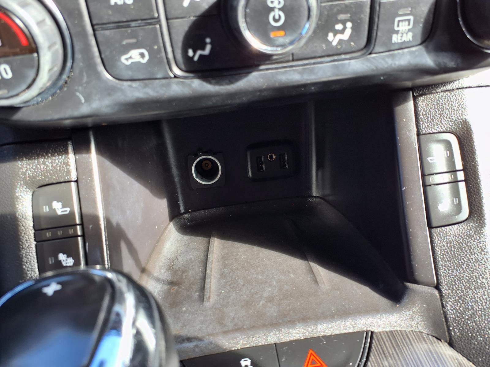 Used 2017 GMC Acadia SLT image 8