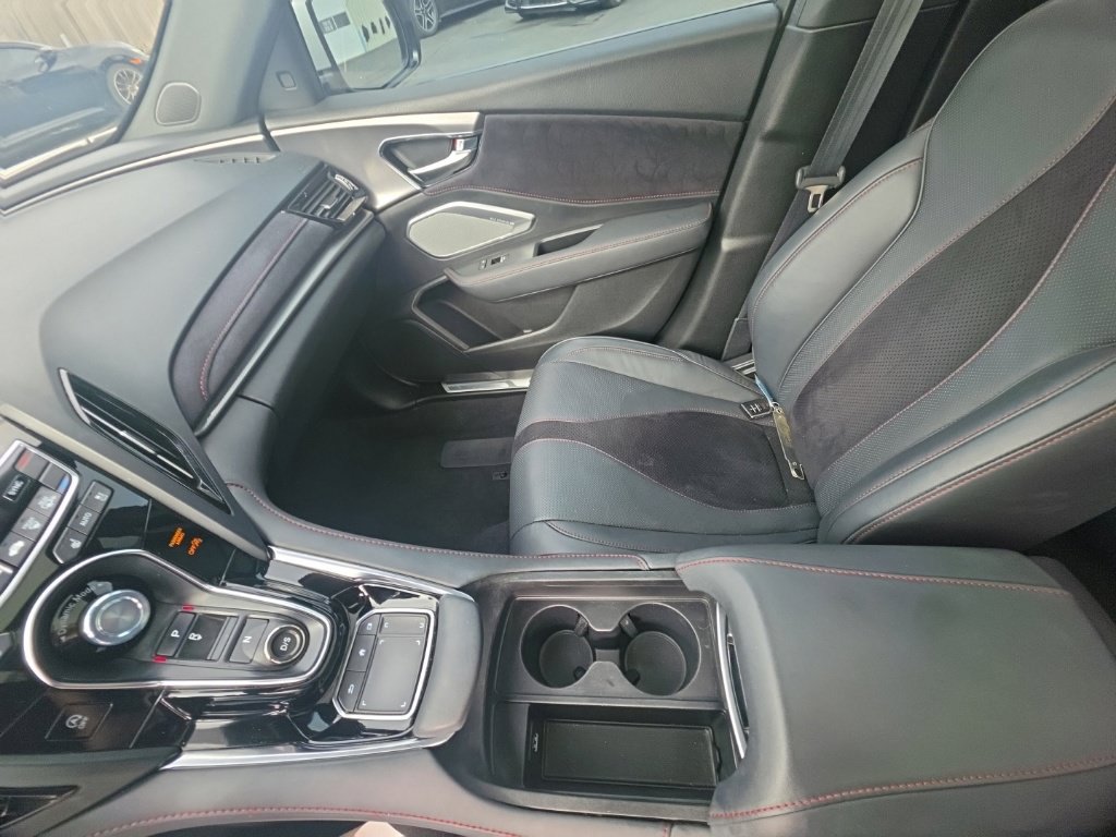 Used 2024 Acura RDX w/ Advance Package AWD/4WD image 25