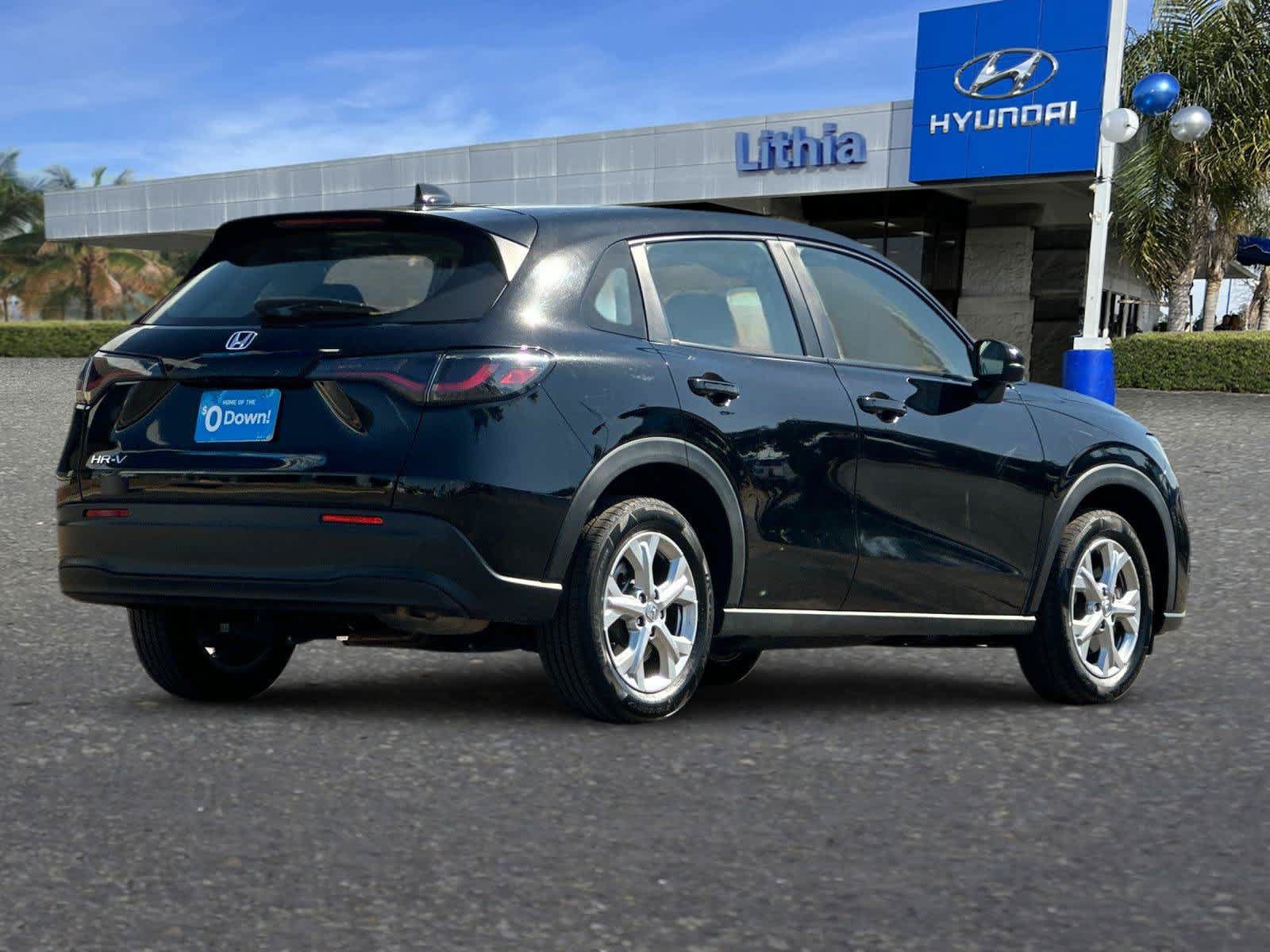 Used 2024 Honda HR-V LX image 3