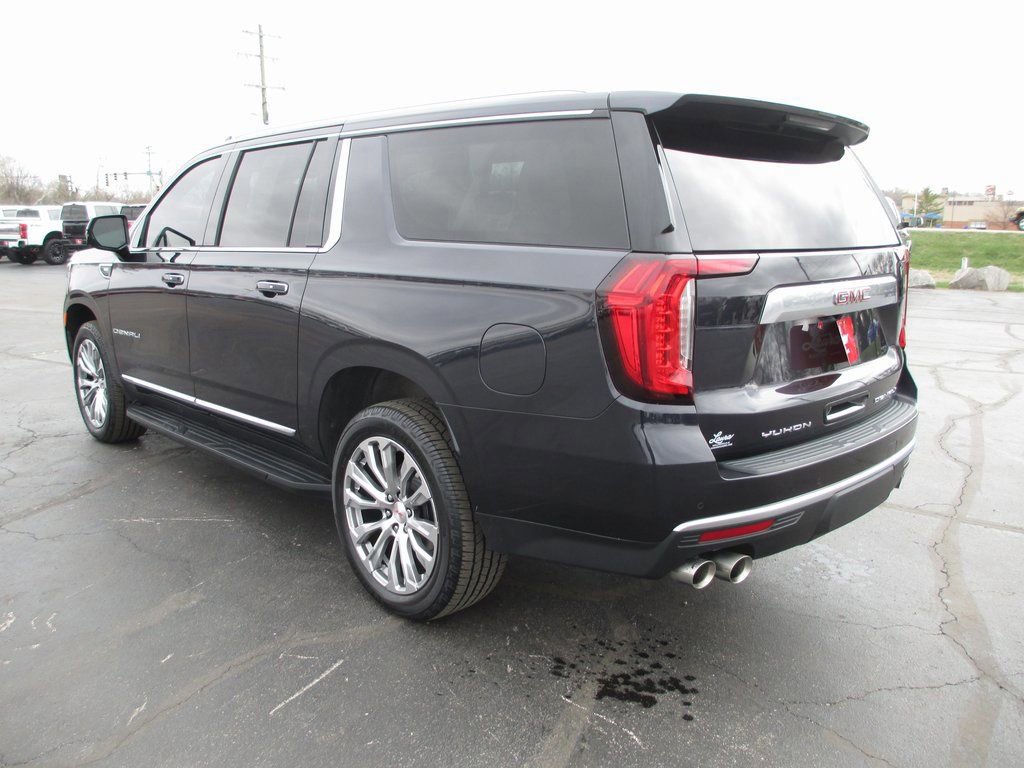 Used 2023 GMC Yukon XL Denali w/ LPO, Floor Liner Package image 11