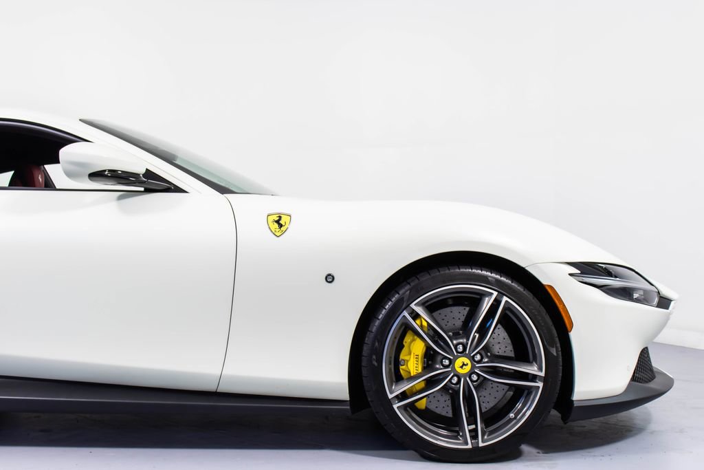 Certified 2022 Ferrari Roma image 16