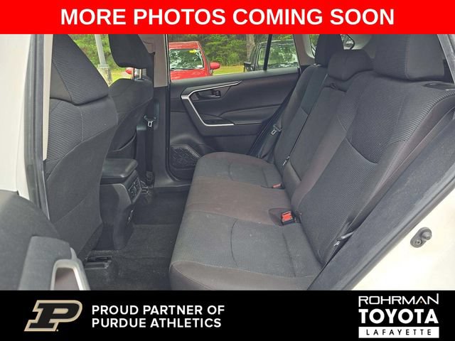 Used 2024 Toyota RAV4 LE FWD image 8