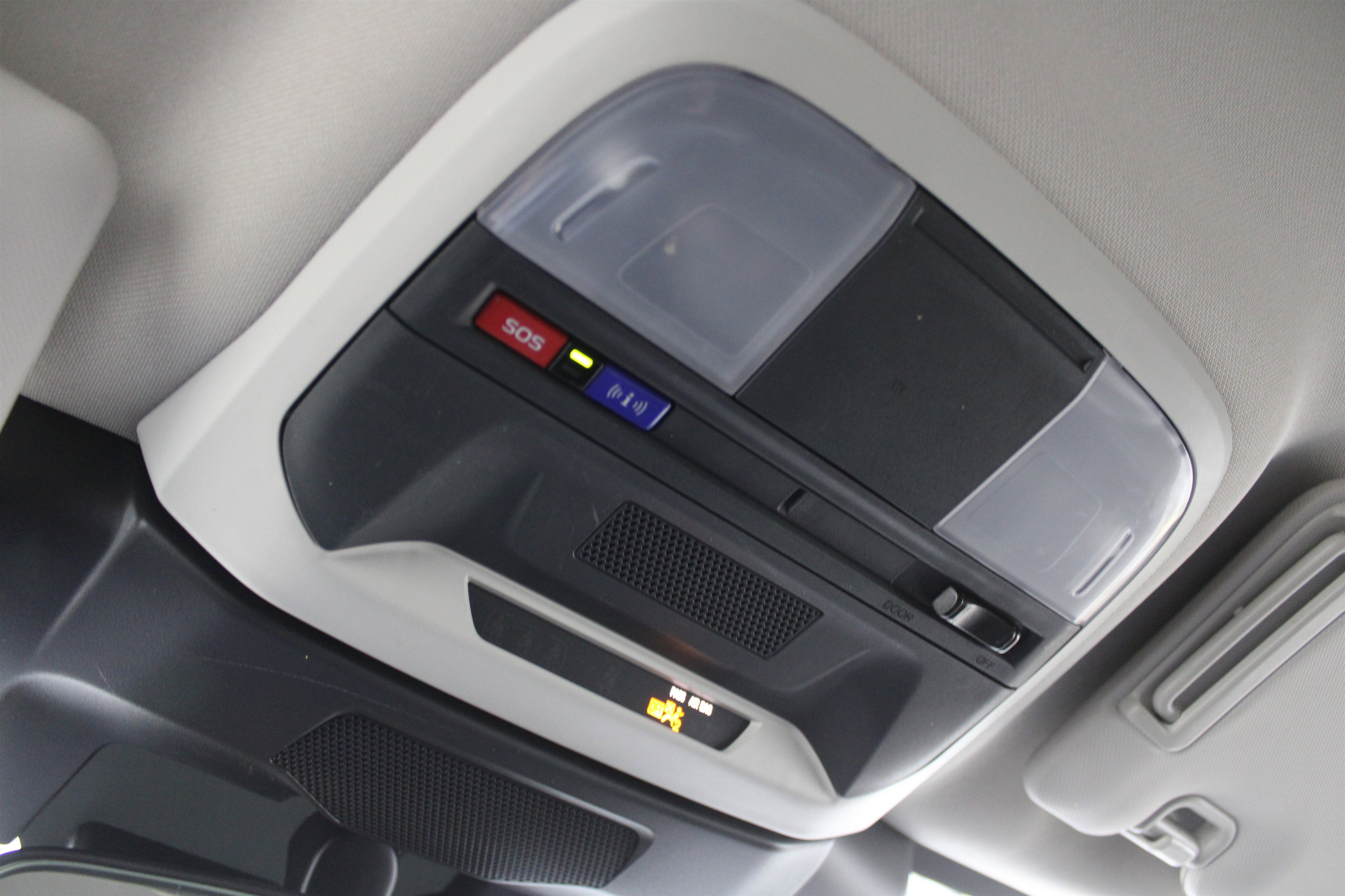 Used 2024 Subaru Crosstrek 2.0i Premium image 17