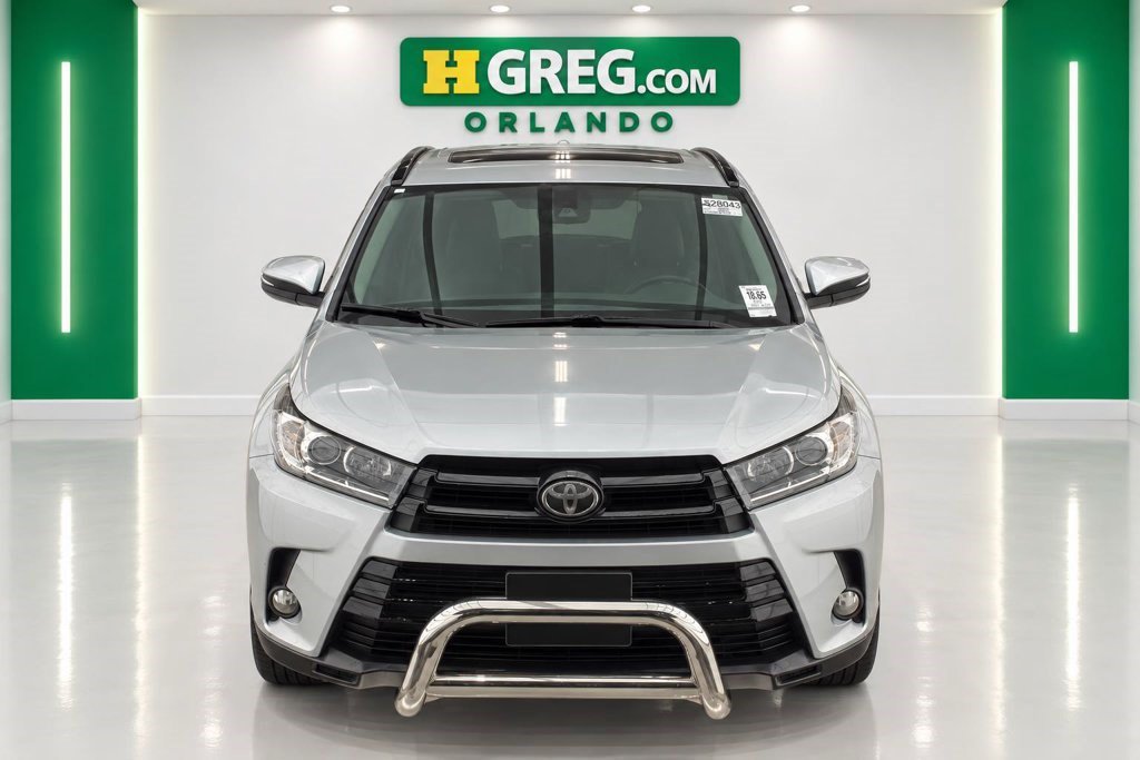 Used 2017 Toyota Highlander SE AWD/4WD image 7