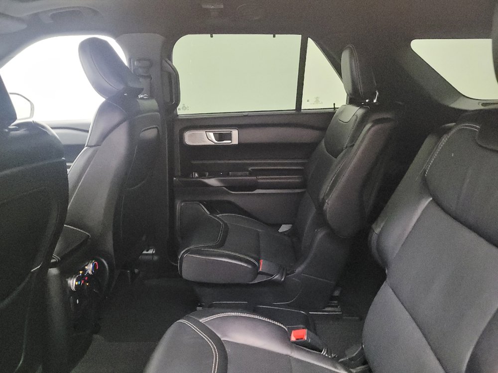 Used 2020 Ford Explorer ST w/ ST Street Pack image 18