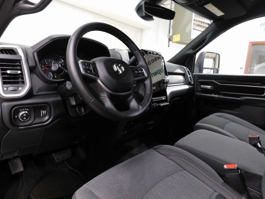 Used 2024 RAM 3500 Big Horn w/ Level 1 Equipment Group image 36