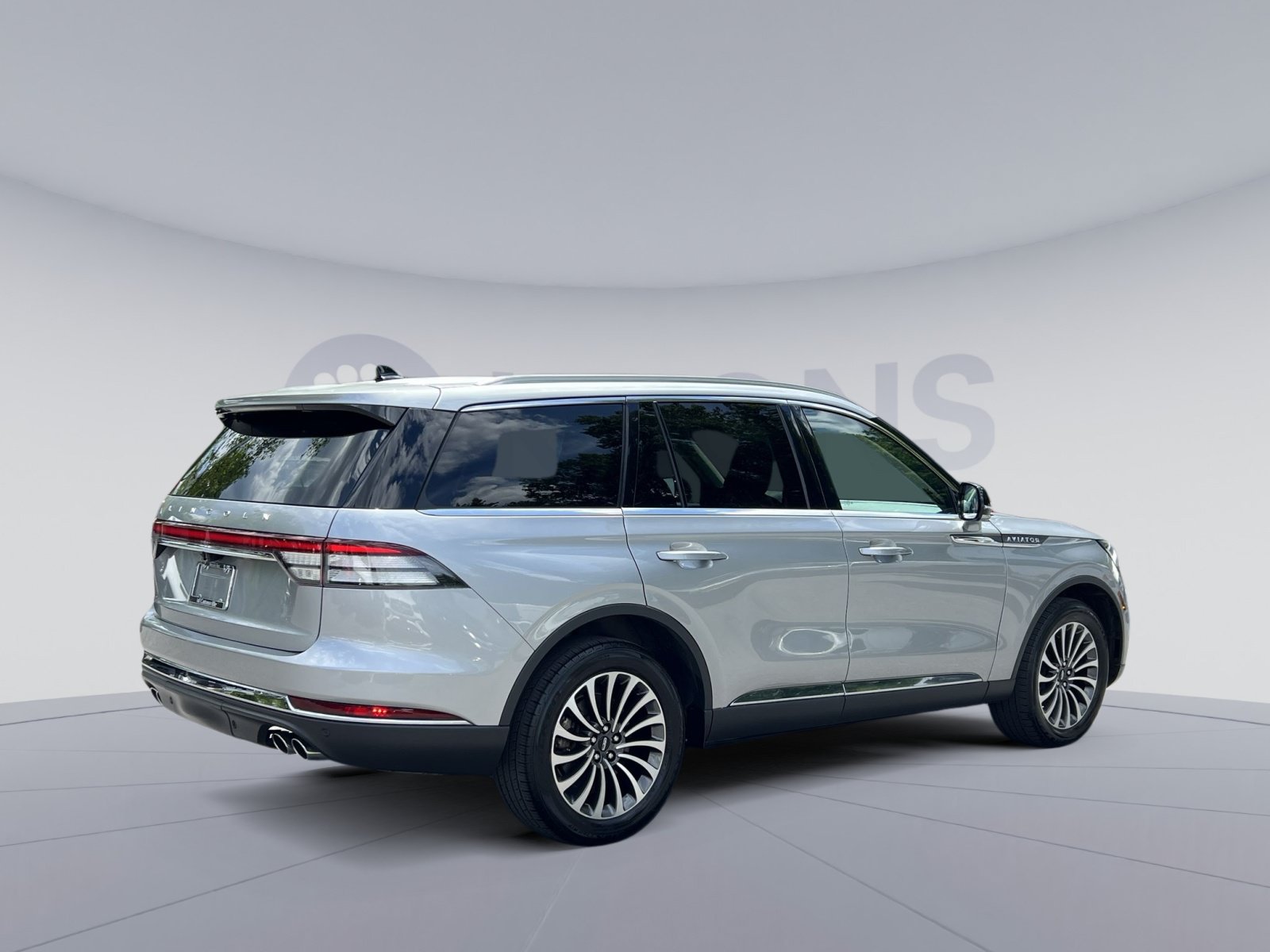 Used 2022 Lincoln Aviator AWD w/ Premium Package image 11