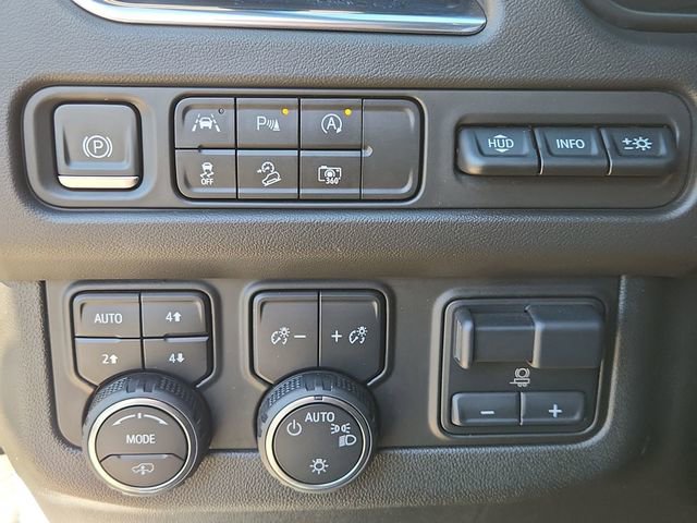 Certified 2024 Chevrolet Suburban High Country AWD/4WD image 17