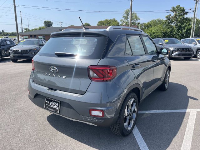 New 2026 Hyundai Venue SEL FWD image 5