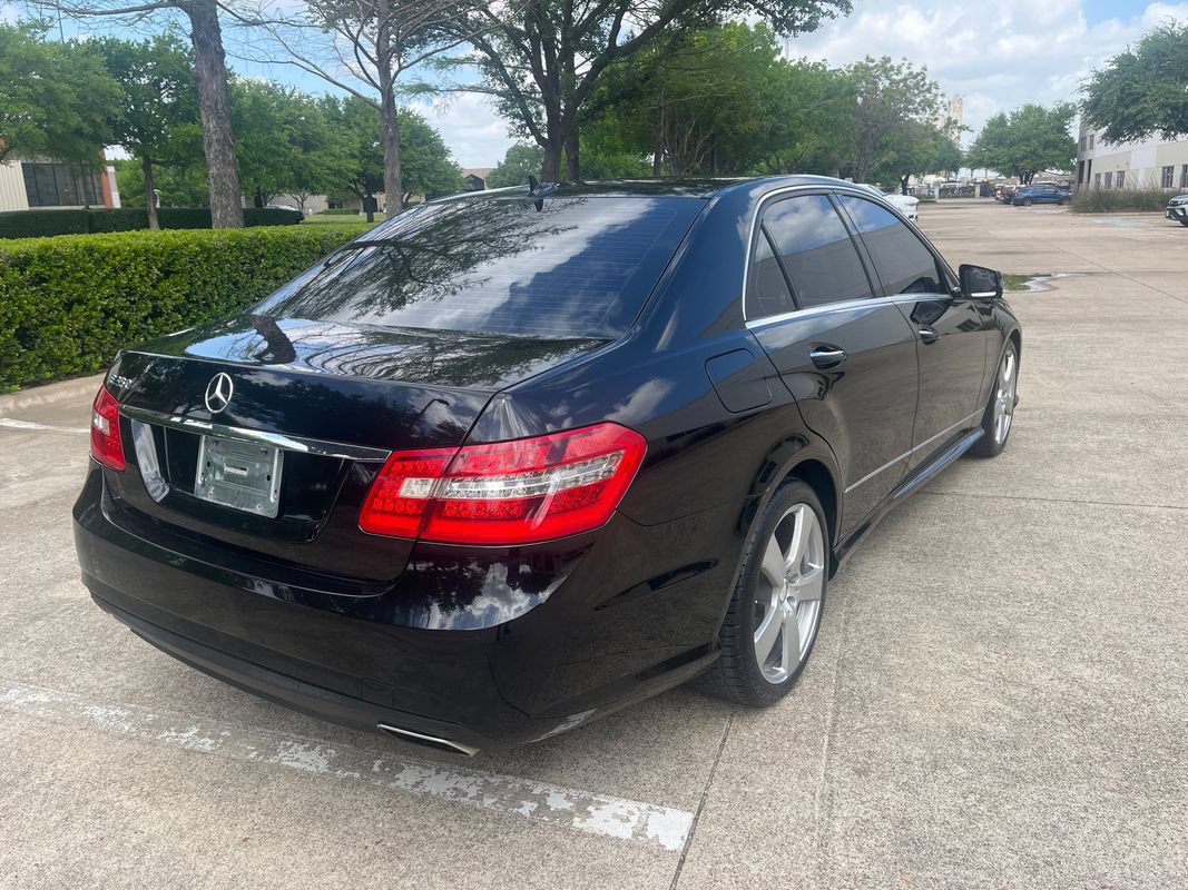 Used 2010 Mercedes-Benz E 350 Sedan image 9