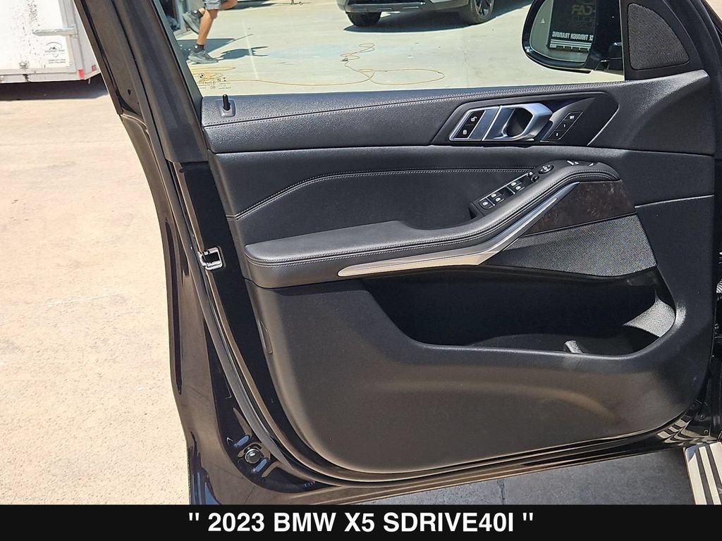 Used 2023 BMW X5 sDrive40i RWD image 14