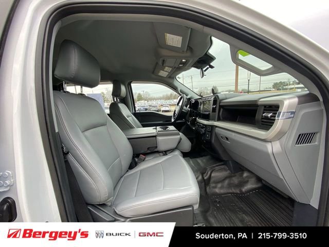 Used 2024 Ford F250 XL w/ Snow Plow Prep Package image 30