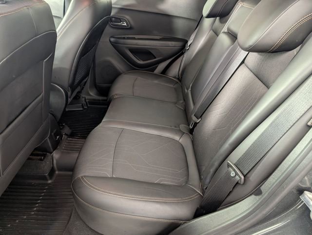 Used 2019 Chevrolet Trax LT w/ LT Convenience Package image 25