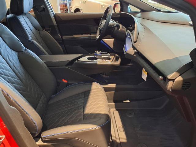 New 2026 Cadillac Optiq V w/ LPO, Floor Liner Package AWD/4WD image 9