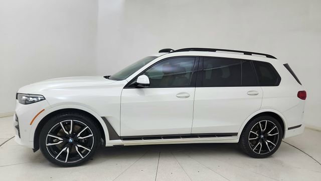 Used 2021 BMW X7 xDrive40i w/ M Sport Package image 3