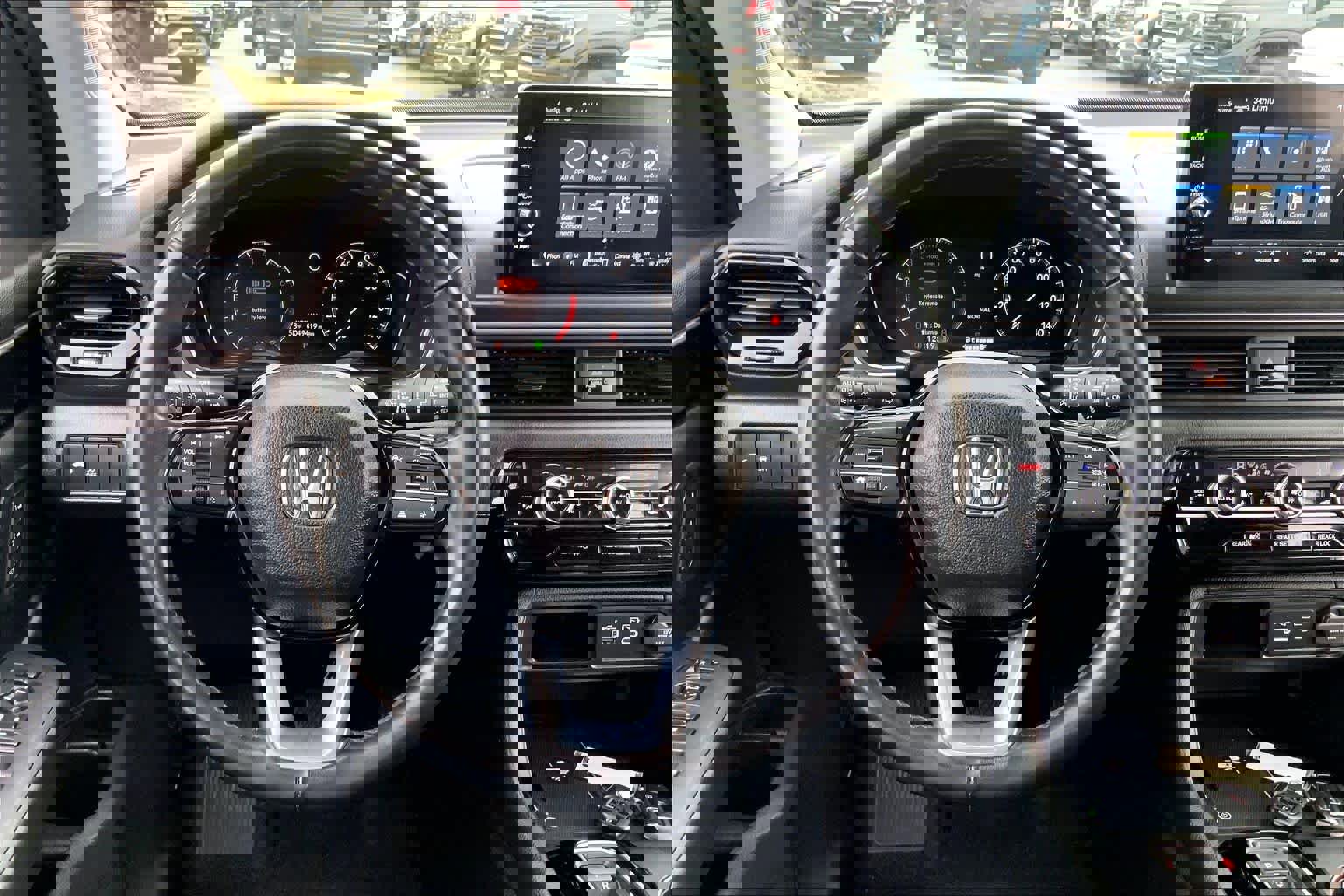 Used 2023 Honda Pilot EX-L image 6