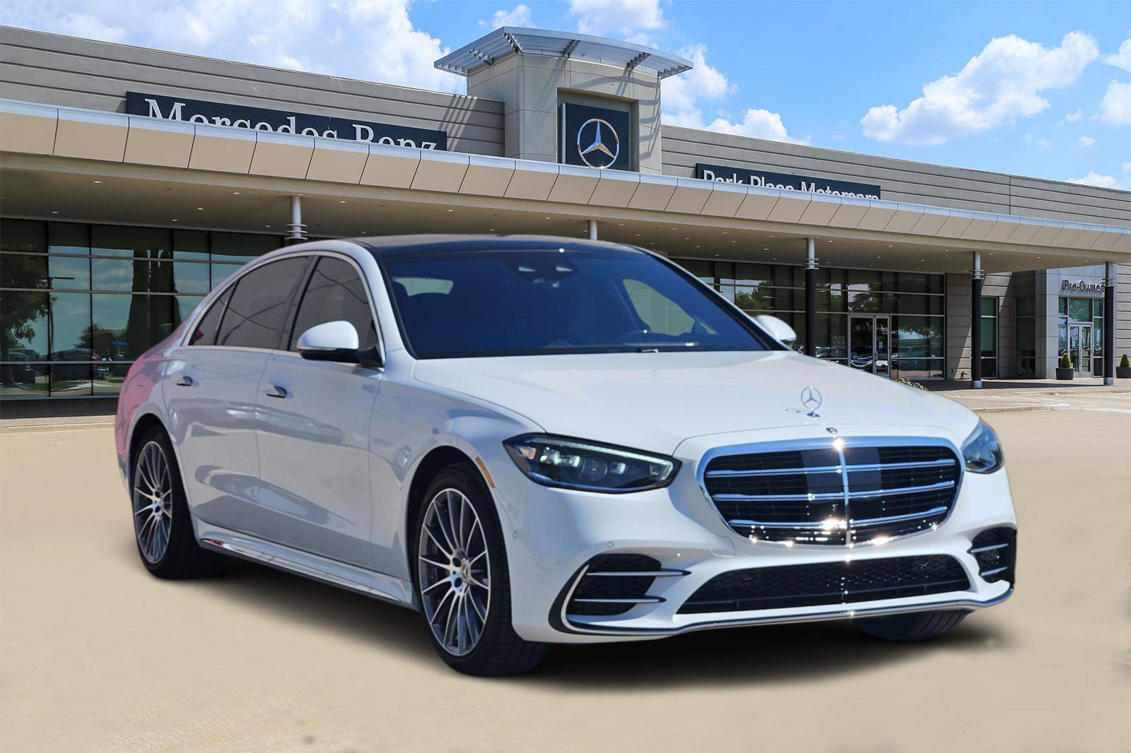 New 2026 Mercedes-Benz S 580 4MATIC Sedan image 2