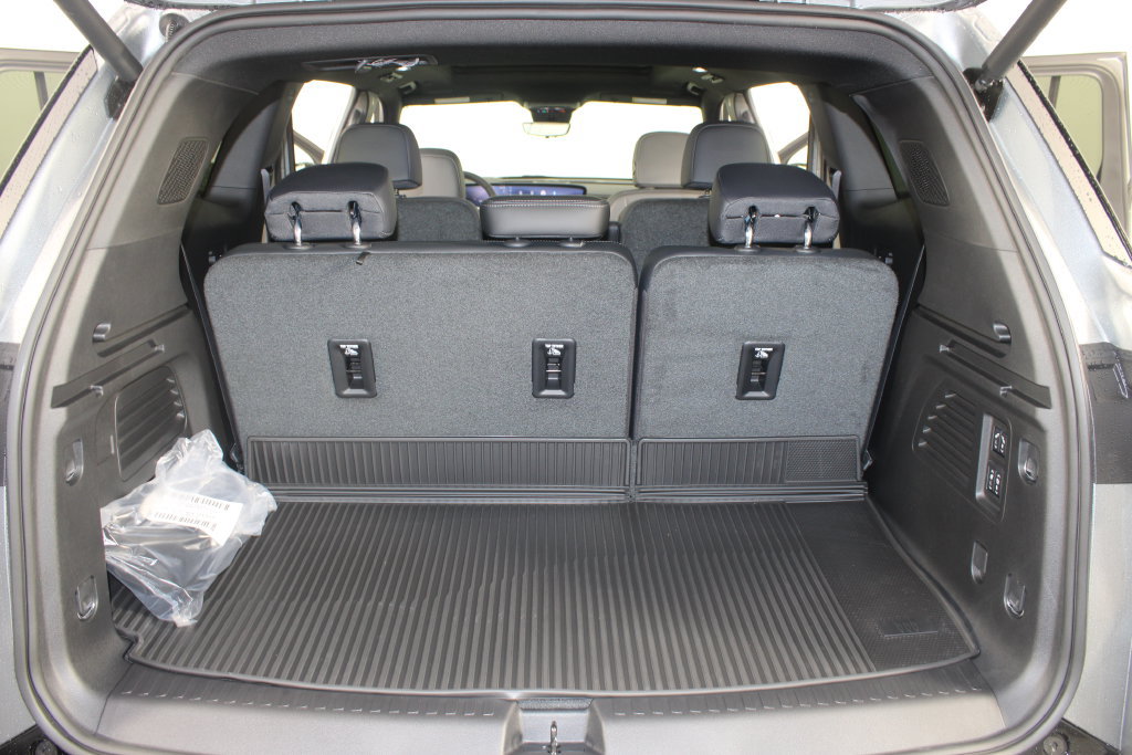 New 2027 Buick Enclave Sport Touring w/ Power Package FWD image 23