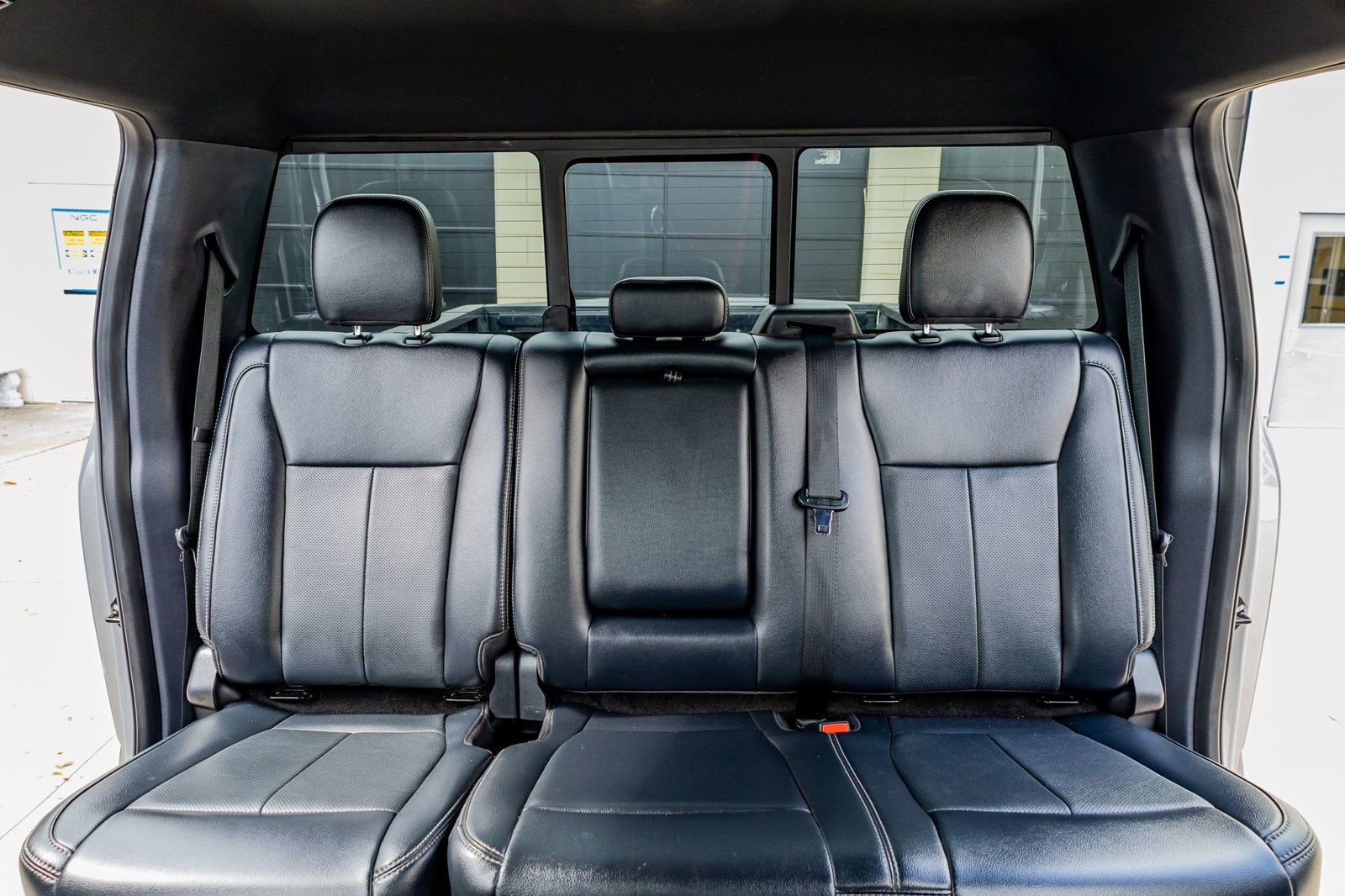 Used 2022 Ford F250 Lariat w/ Lariat Value Package AWD/4WD image 34