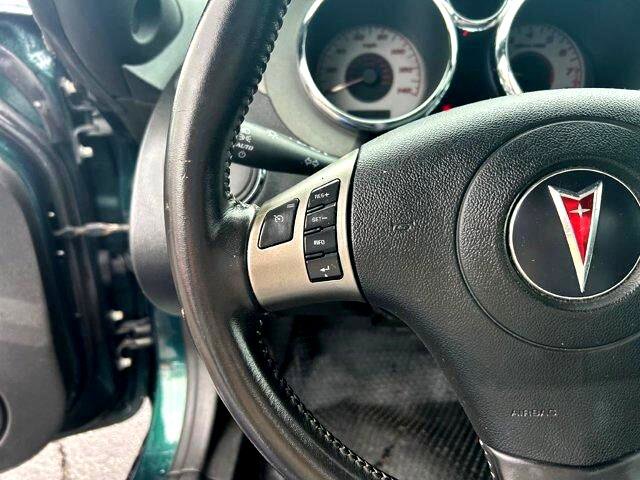 Used 2008 Pontiac Solstice Convertible w/ Premium Package image 14