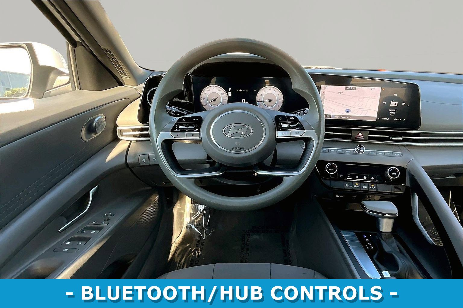 Used 2024 Hyundai Elantra SEL FWD image 8