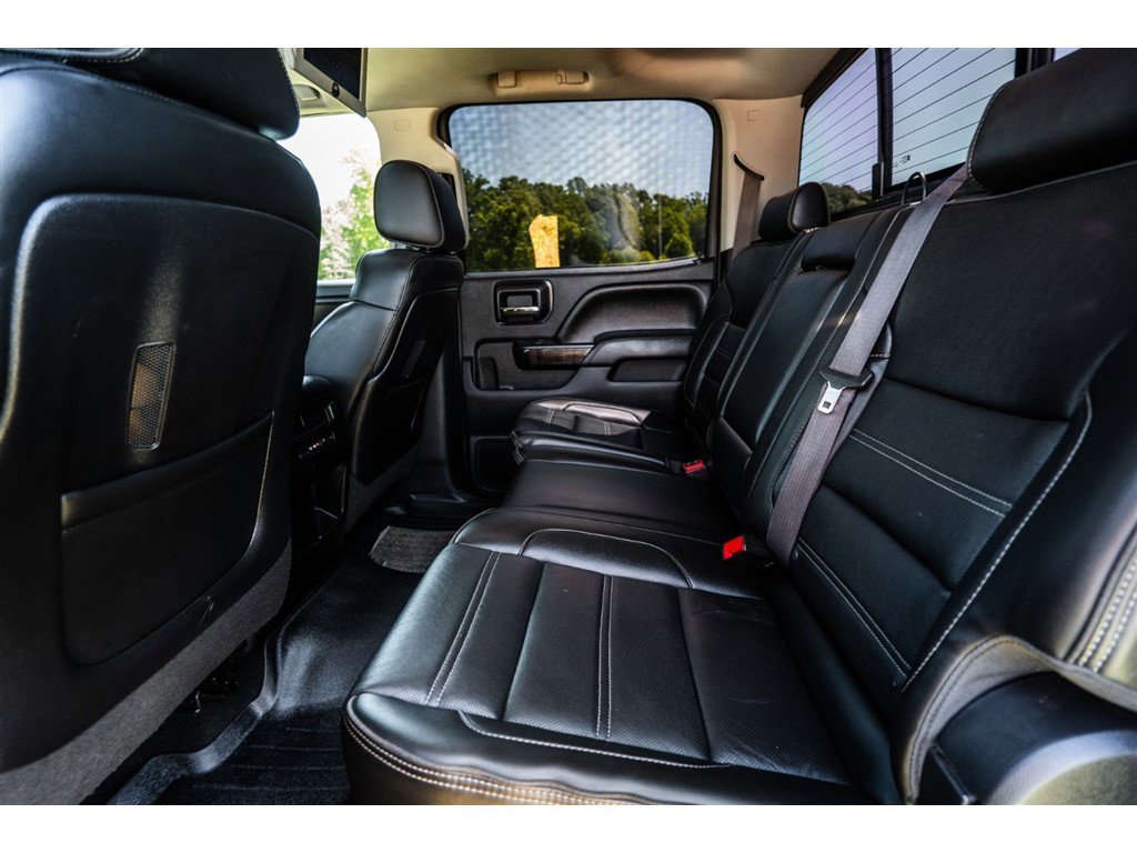 Used 2015 GMC Sierra 2500 Denali w/ Duramax Plus Package AWD/4WD image 26
