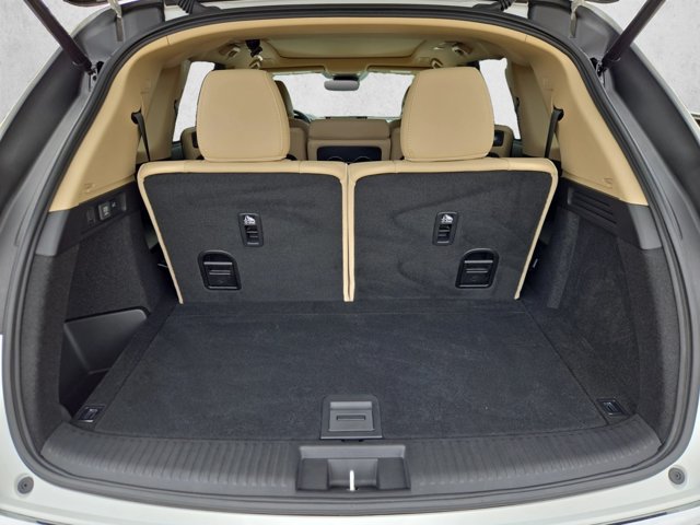 Certified 2026 Acura MDX w/ Technology Package FWD image 6