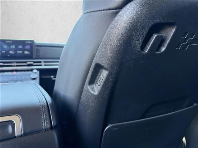 Used 2025 Hyundai Santa Fe SEL image 22
