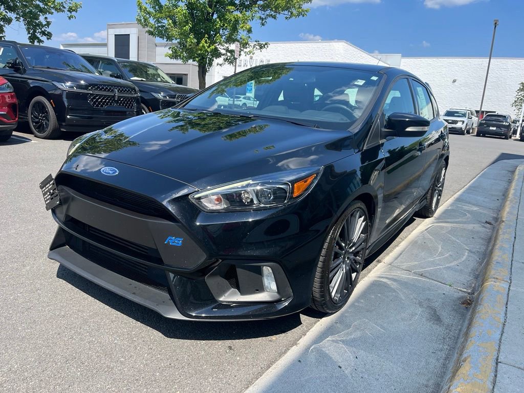 Used 2017 Ford Focus RS AWD/4WD image 3