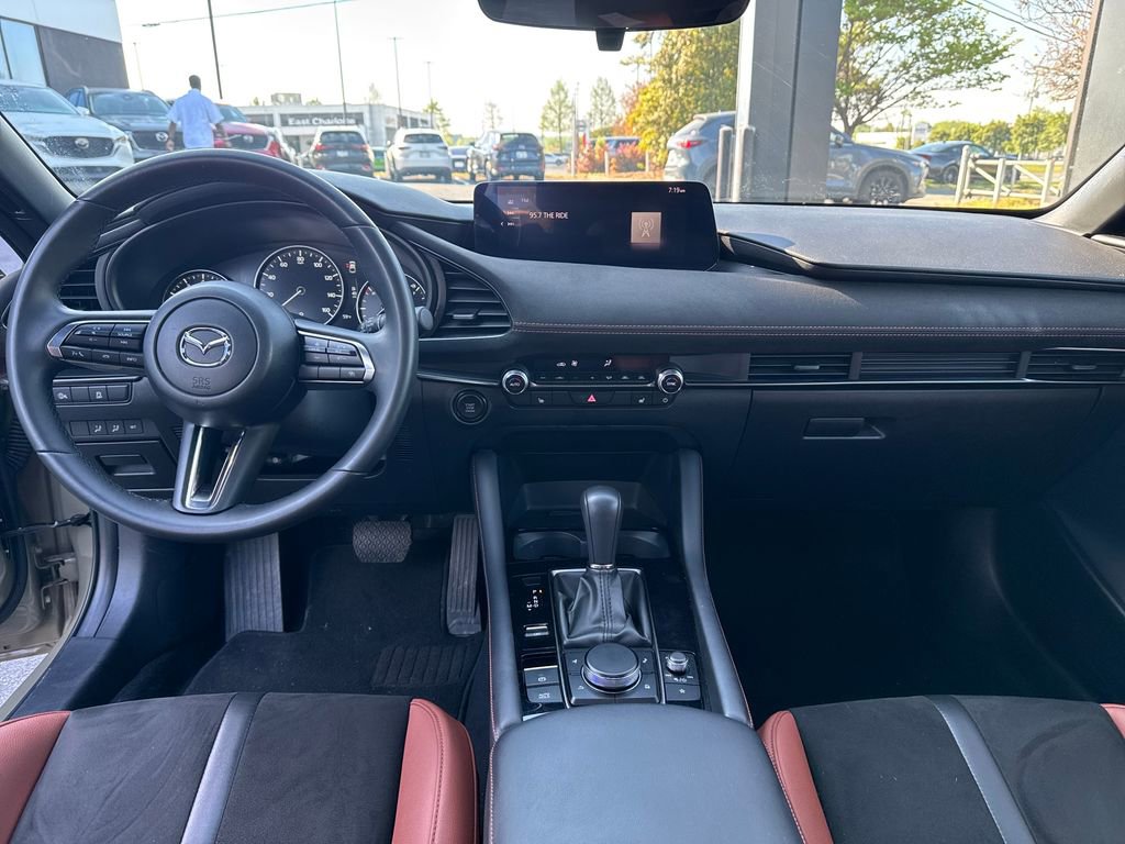 Used 2024 MAZDA MAZDA3 s AWD/4WD image 17