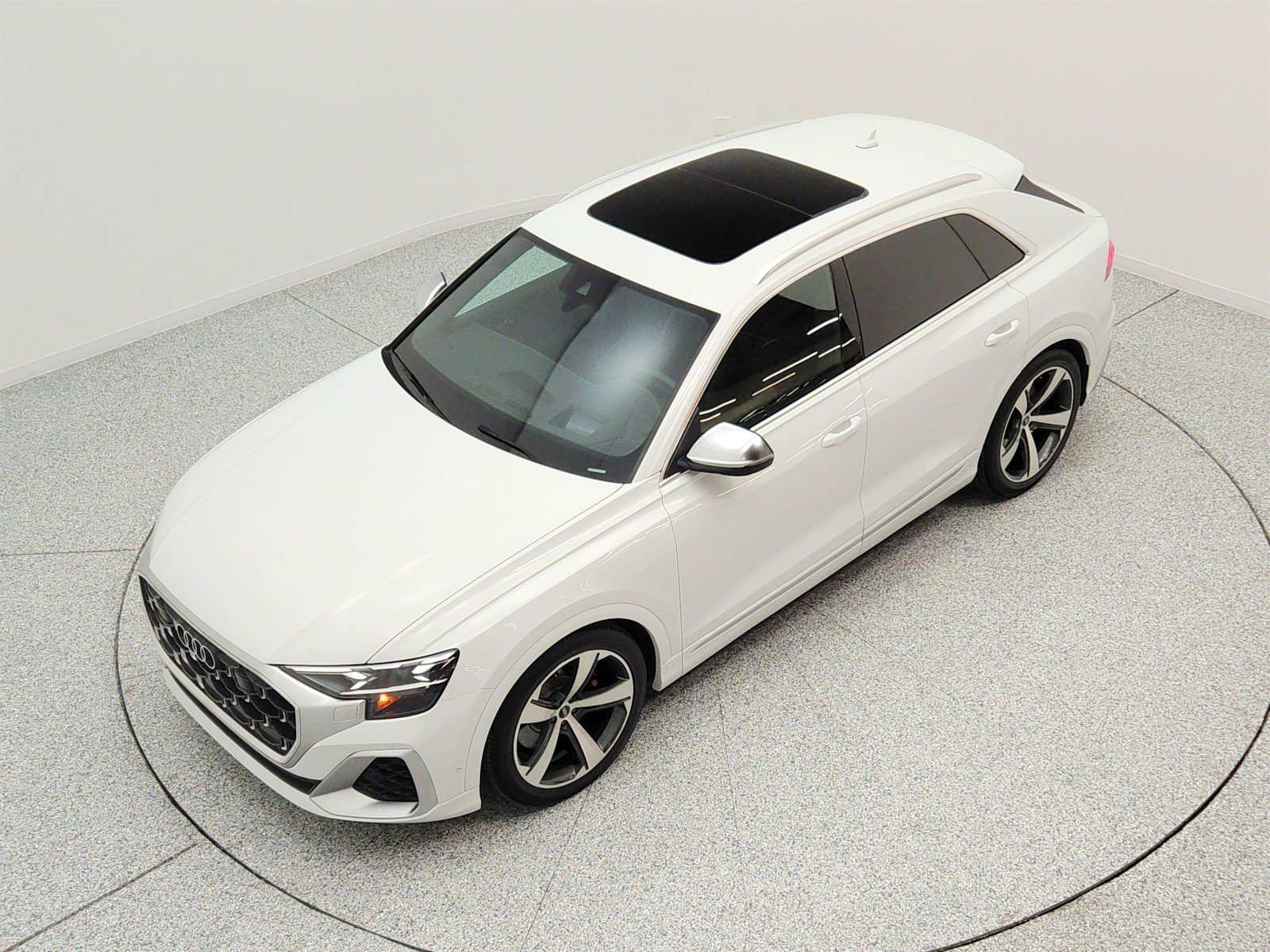 Used 2024 Audi SQ8 Prestige AWD/4WD image 22