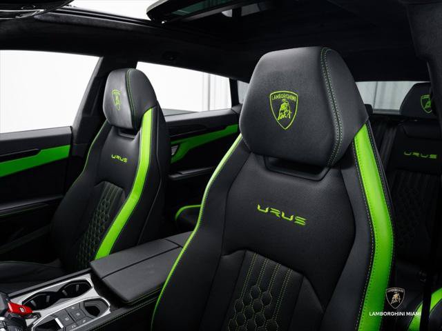 Used 2024 Lamborghini Urus S AWD/4WD image 30