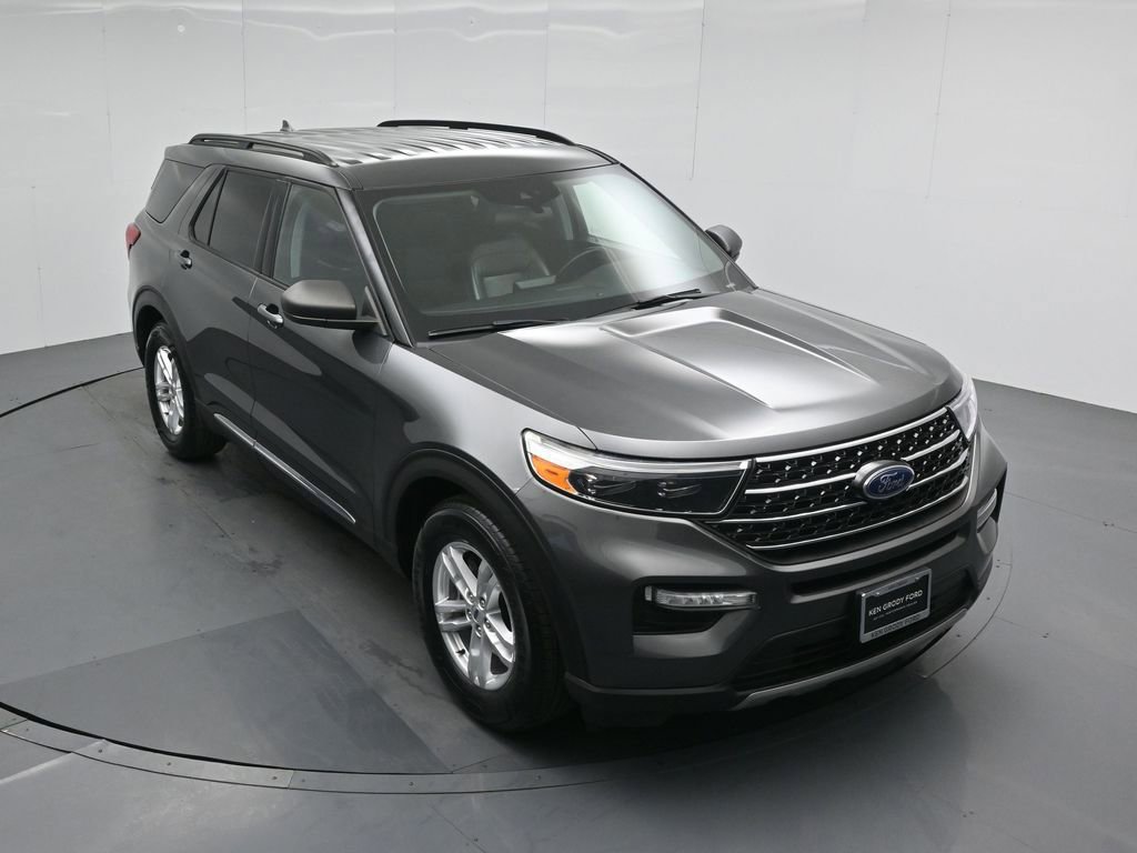 Certified 2020 Ford Explorer XLT w/ Equipment Group 202A image 40
