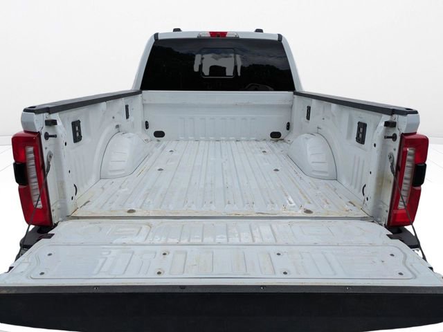 Used 2024 Ford F250 Lariat image 13