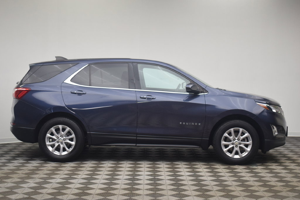 Used 2018 Chevrolet Equinox LT FWD image 9
