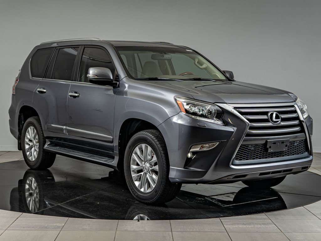 Used 2016 Lexus GX 460 w/ Premium Package AWD/4WD image 3
