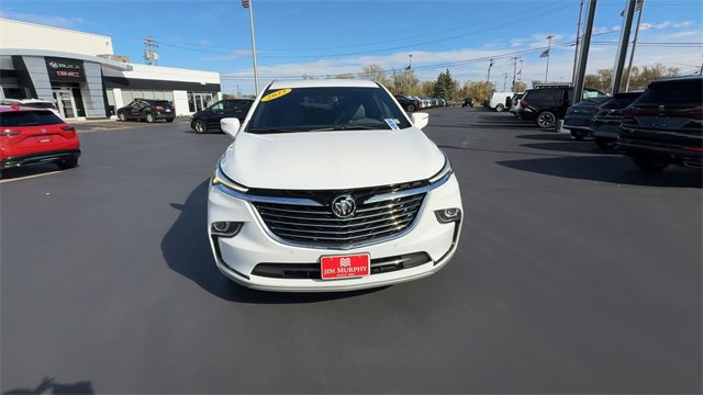 Certified 2023 Buick Enclave Essence image 3