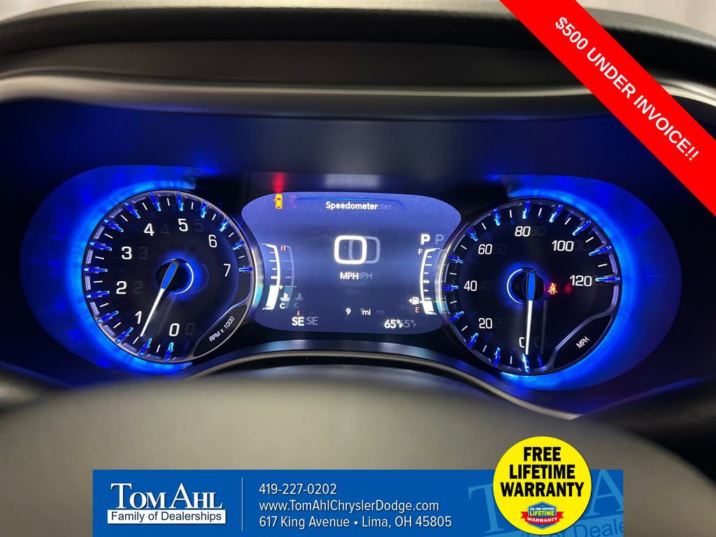 New 2026 Chrysler Voyager LX image 14