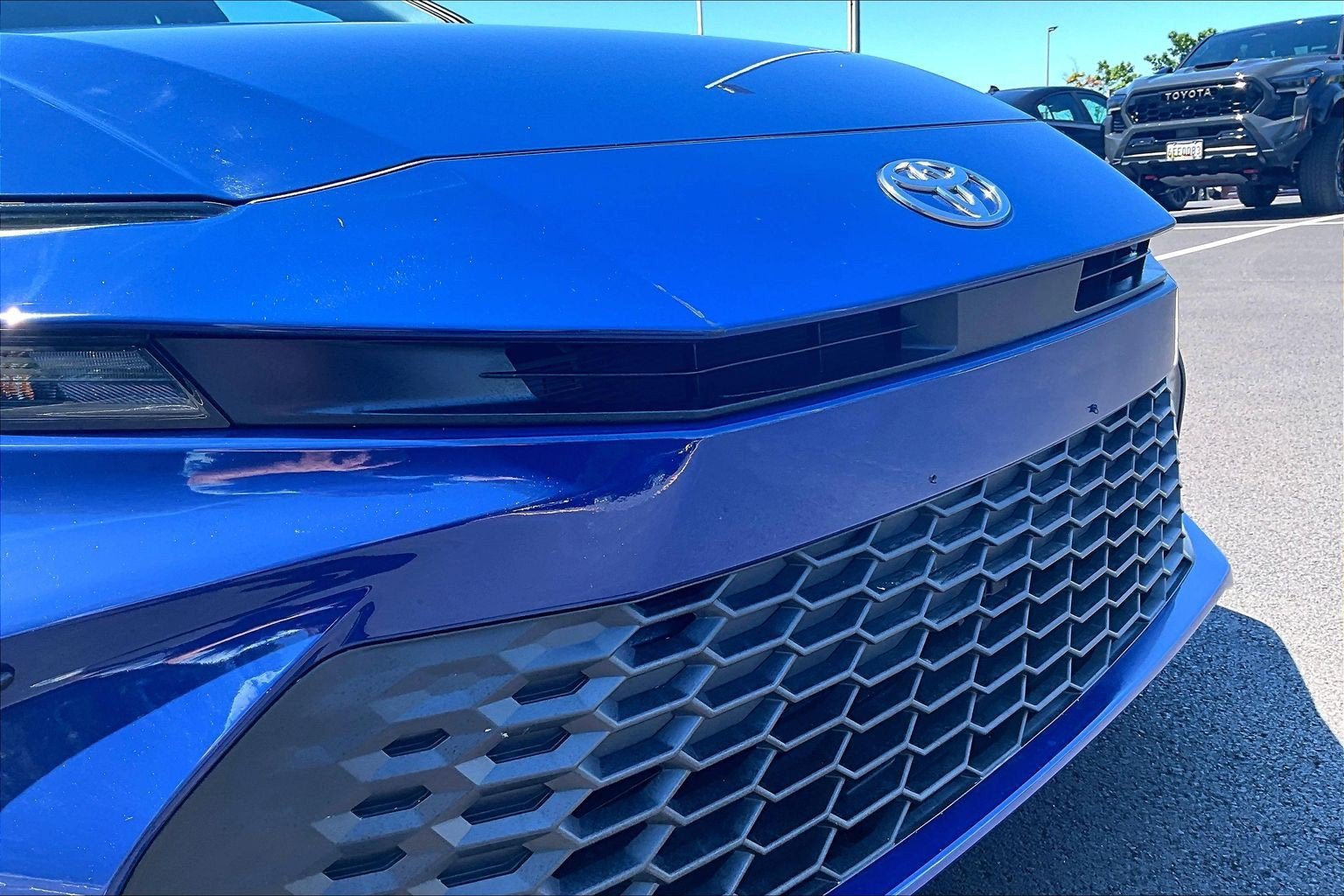 Used 2025 Toyota Camry SE w/ Convenience Package FWD image 29
