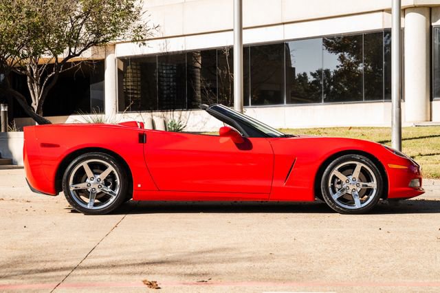 Used 2006 Chevrolet Corvette Convertible w/ Preferred Equipment Group image 9