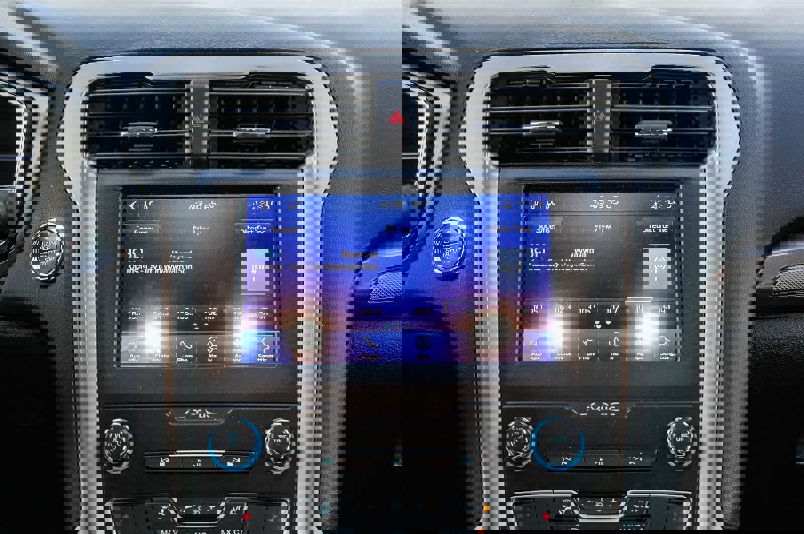 Used 2020 Ford Fusion SE image 14