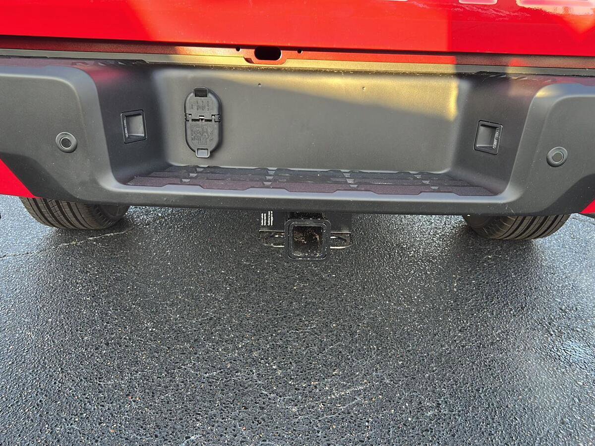 New 2026 Nissan Frontier SV w/ All-Weather Content Package image 11