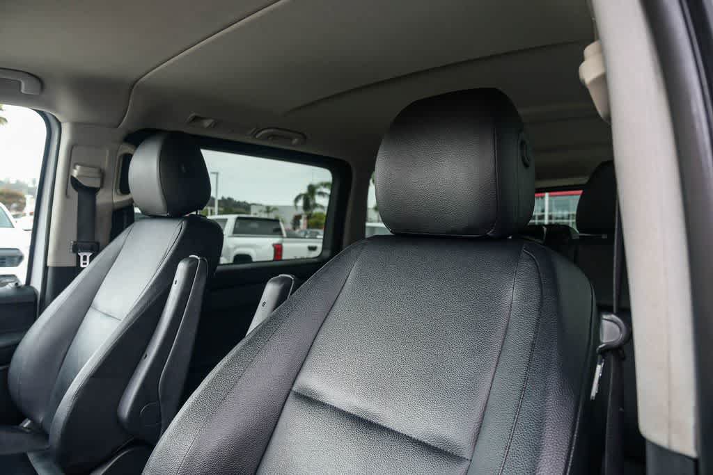 Used 2016 Mercedes-Benz Metris Passenger w/ Active Safety Plus Package image 17