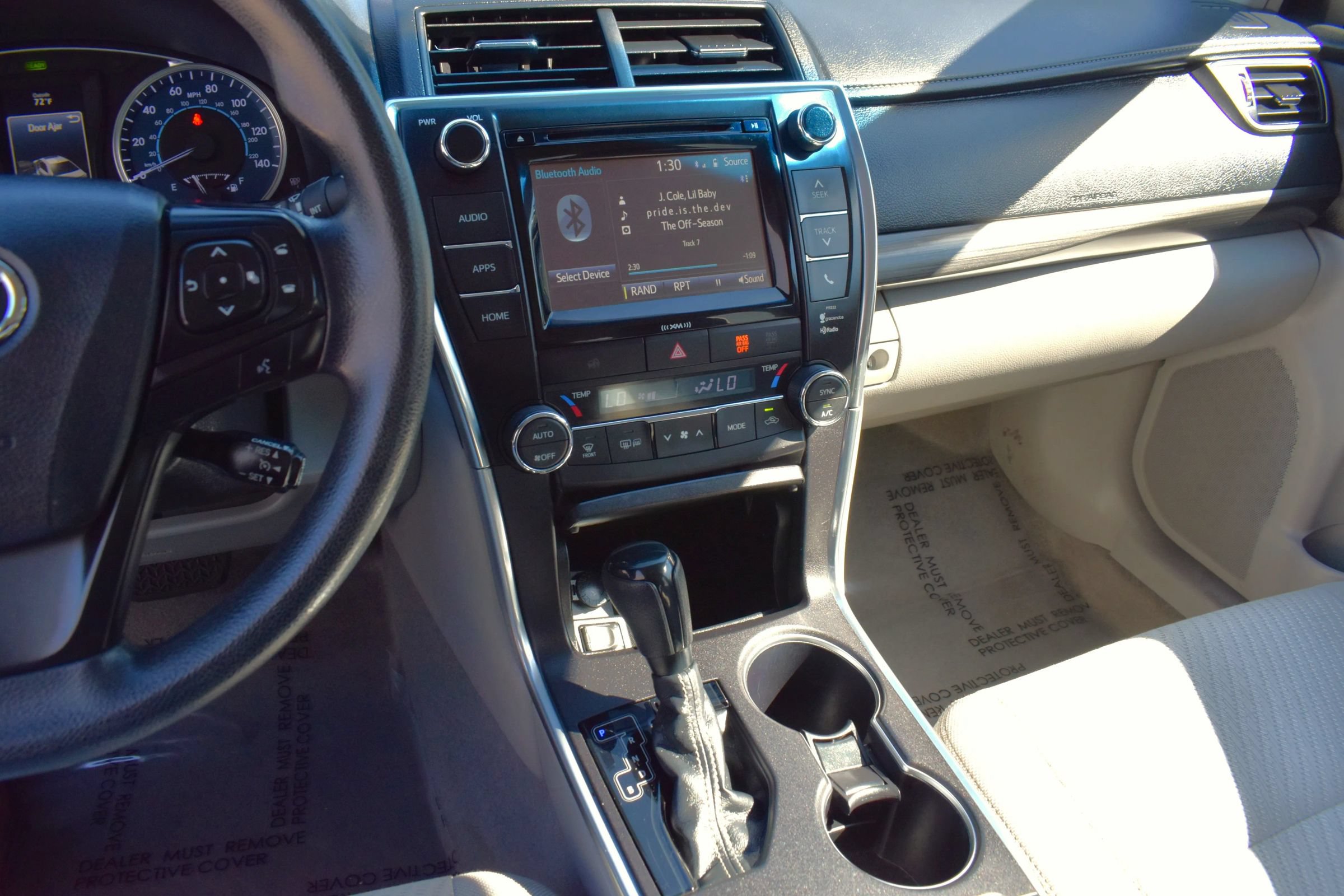 Used 2016 Toyota Camry LE FWD image 21