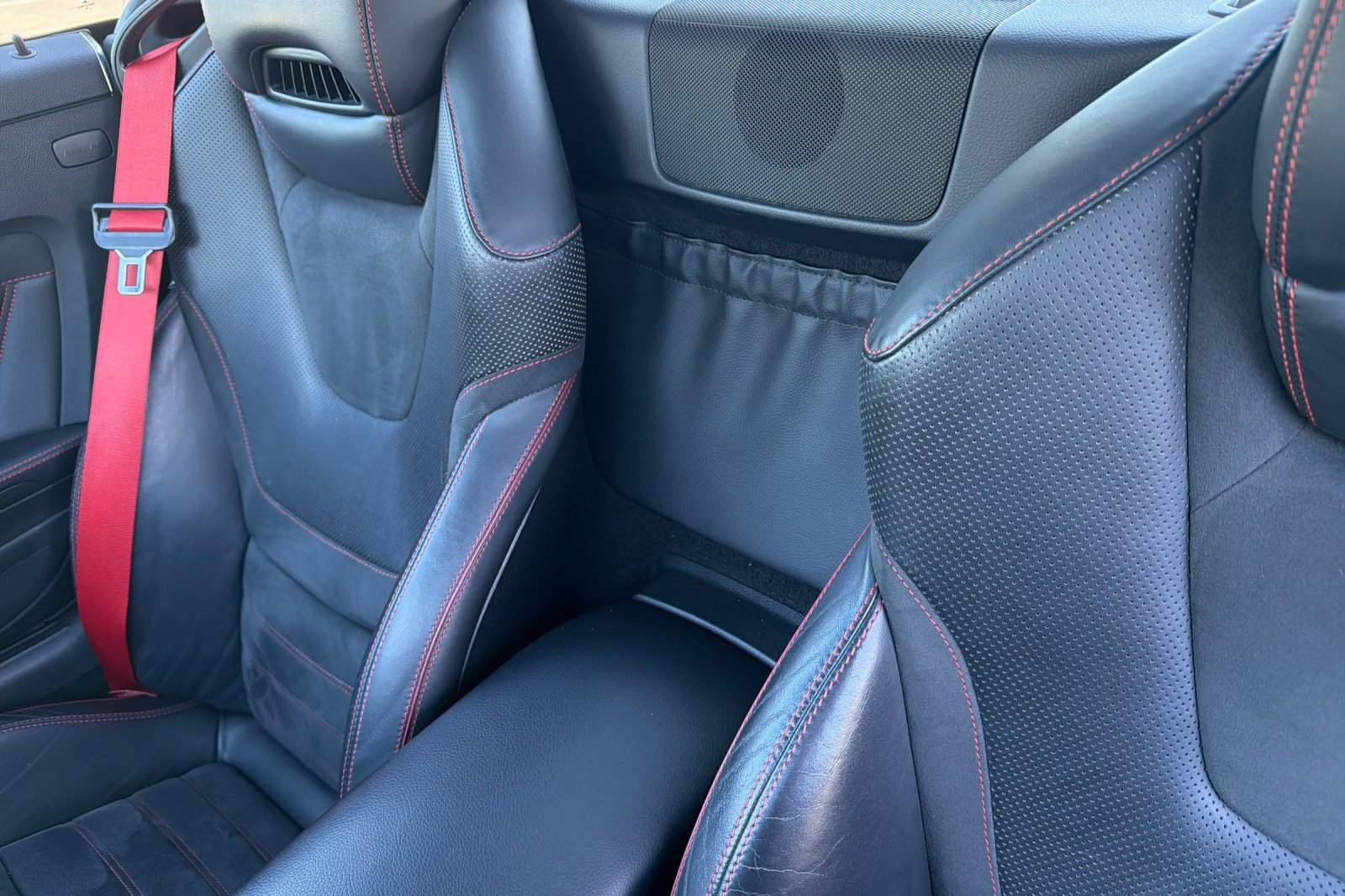 Used 2017 Mercedes-Benz SLC 43 AMG image 16
