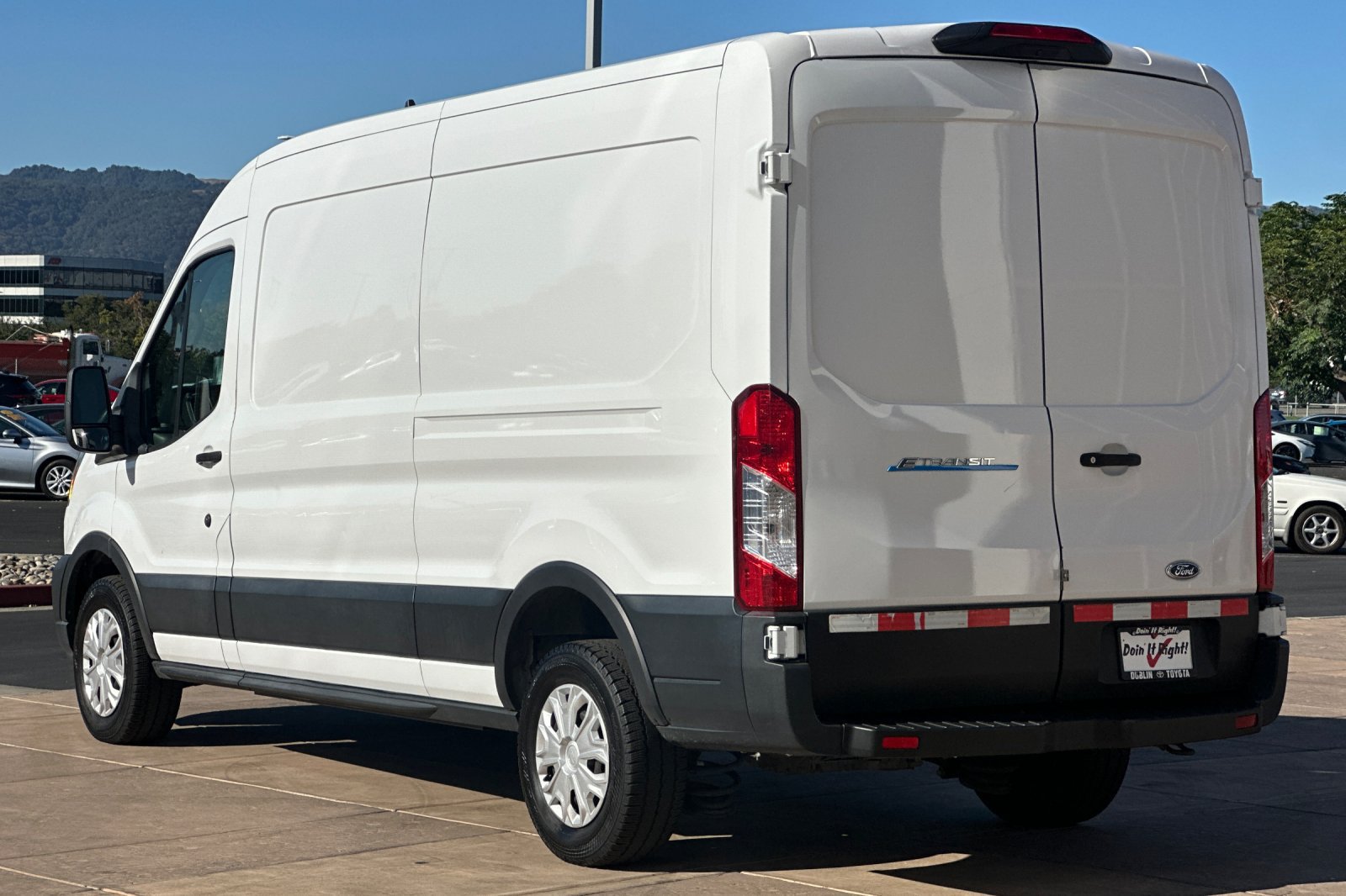 Used 2022 Ford E-Transit Medium Roof w/ Load Area Protection Package RWD image 6