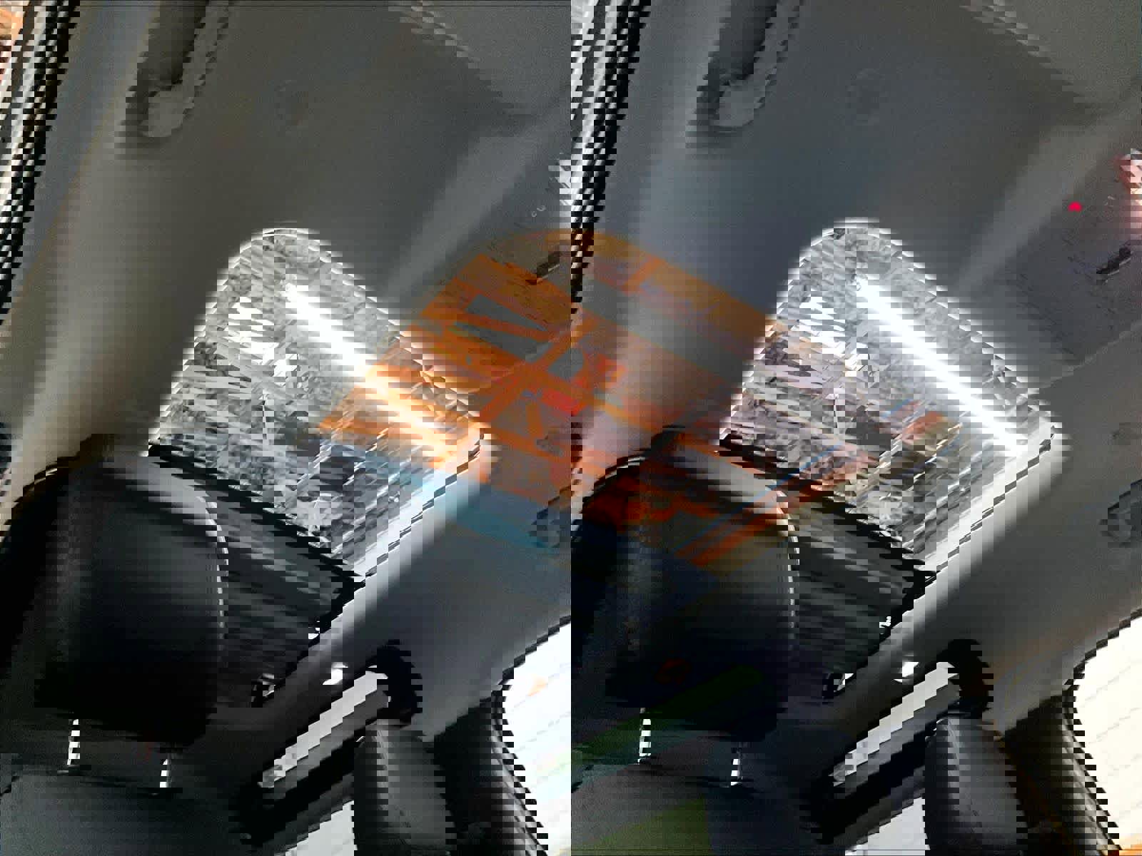 Used 2021 Land Rover Defender 90 First Edition image 24