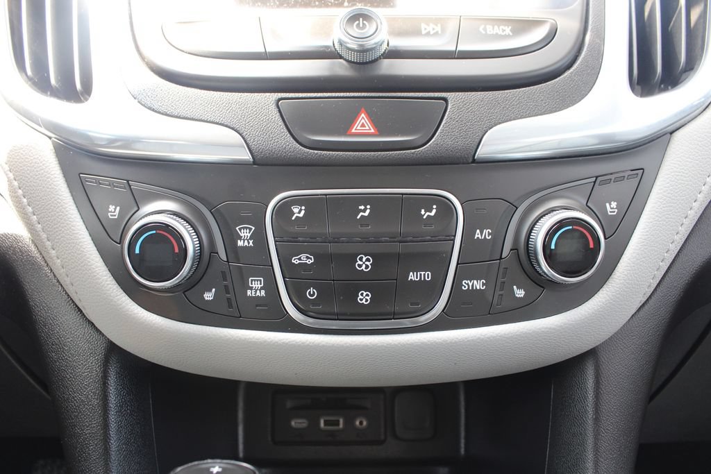 Used 2020 Chevrolet Equinox Premier AWD/4WD image 22