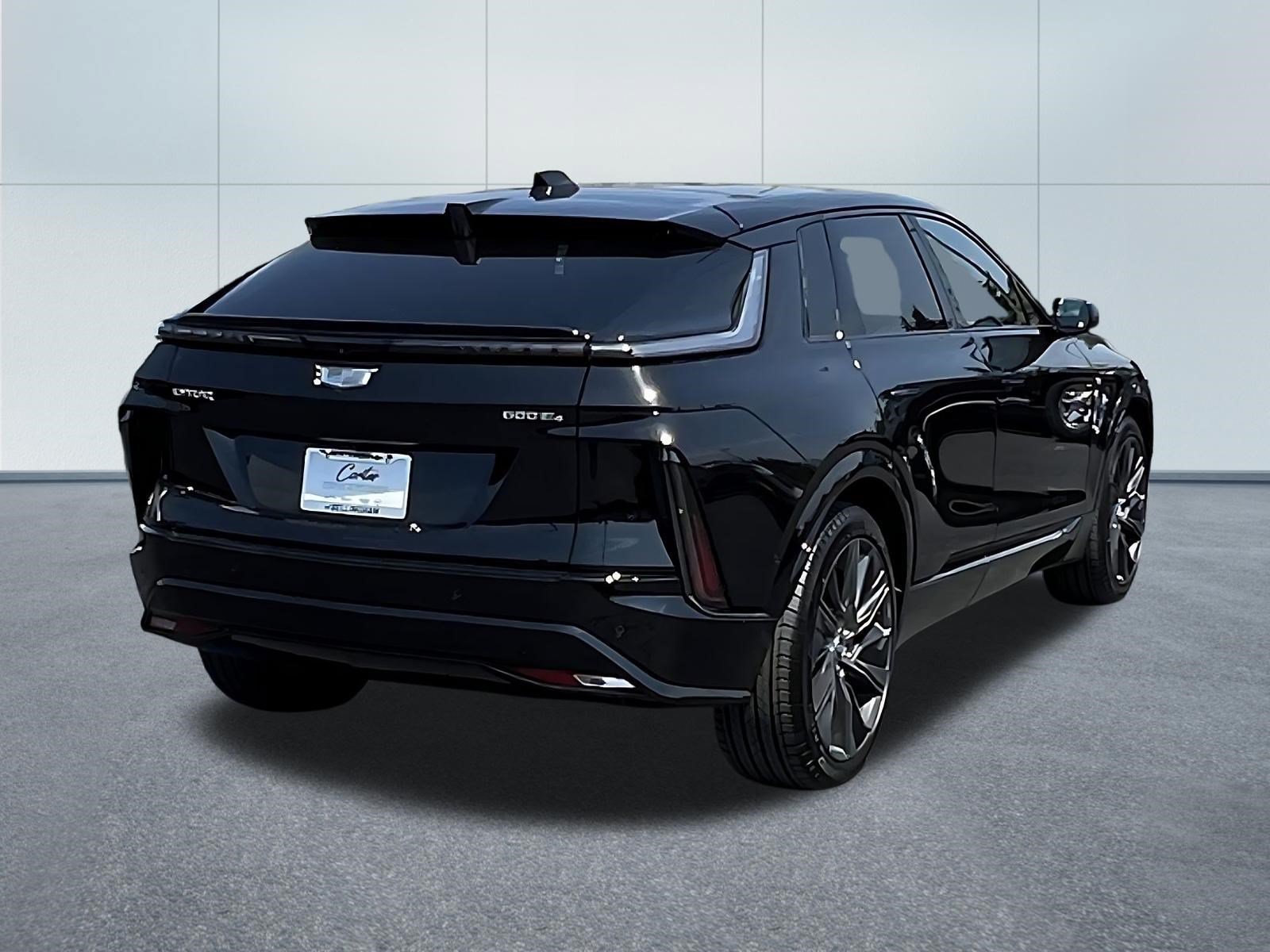New 2026 Cadillac Lyriq Signature Sport AWD/4WD image 6